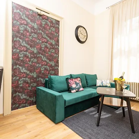 Szive - Becsi Szinek Apartman Apartment Szeged