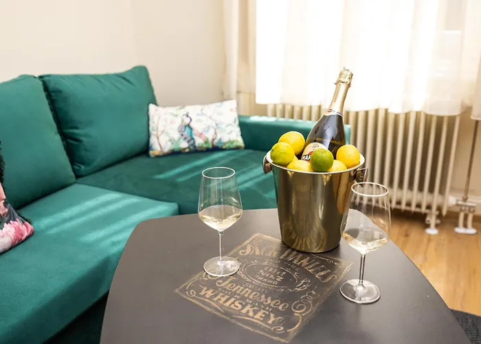 Szive - Becsi Szinek Apartman Апартаменты Сегед