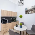 Szíve - Bécsi Színek Apartman Apartman Szeged