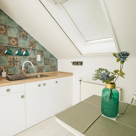 Szive - Becsi Szinek Apartman شقة