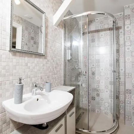 Szive - Becsi Szinek Apartman Apartament