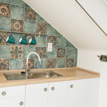 Szive - Becsi Szinek Apartman *