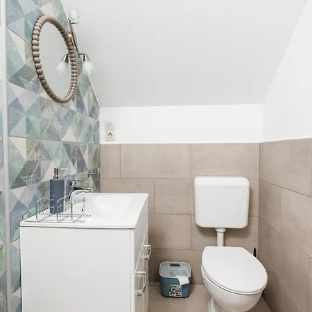 Szive - Becsi Szinek Apartman شقة سيغيد