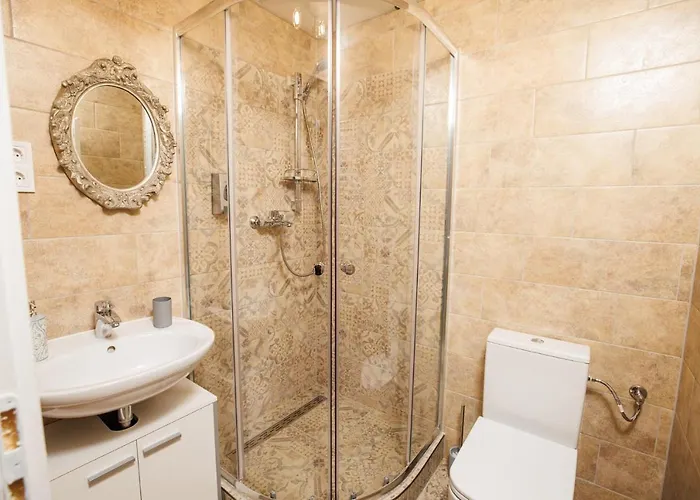 Apartament Szive - Becsi Szinek Apartman *