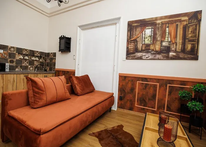 Szive - Becsi Szinek Apartman Apartament Segedyn