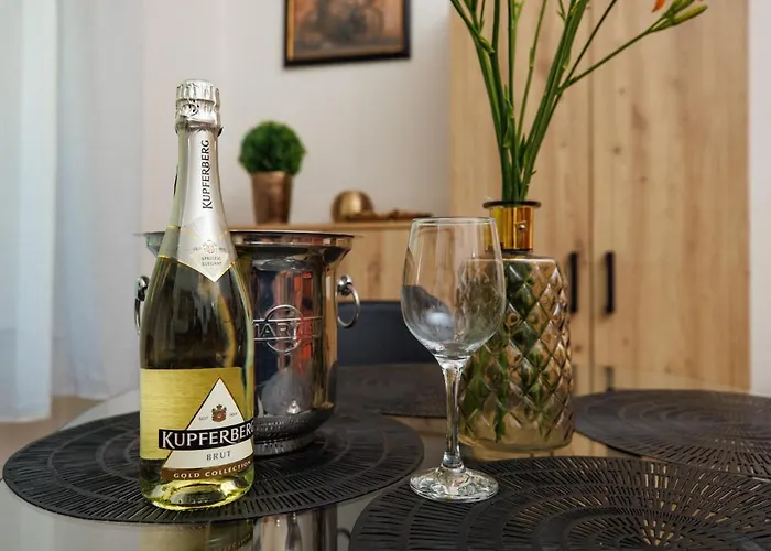 Apartament Szive - Becsi Szinek Apartman *