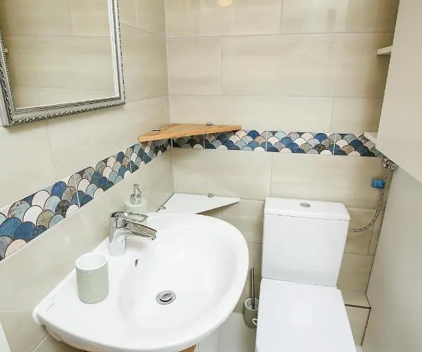 Szive - Becsi Szinek Apartman Apartament Segedyn