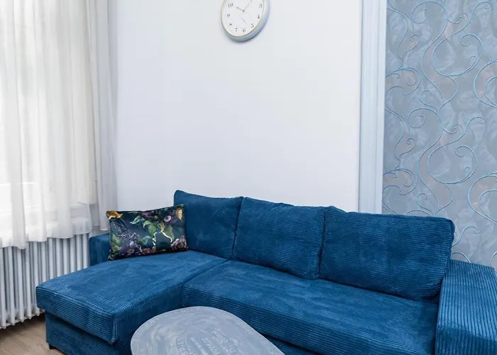 Szive - Becsi Szinek Apartman * Segedyn
